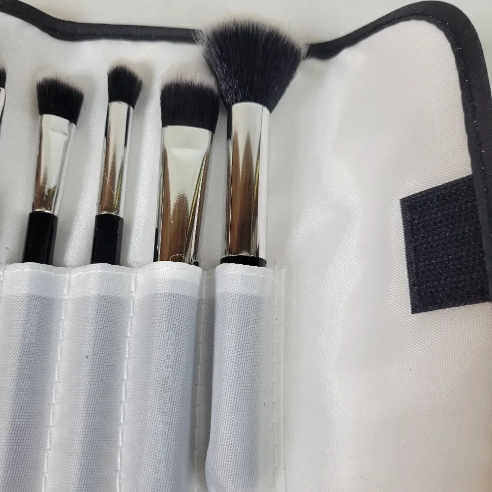 Chique Eye Makeup Applicator Set‎ With Case